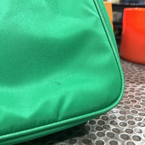 Prada re-edition 2005 - Picture 6 of 8